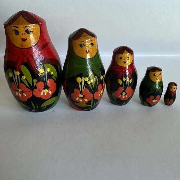 Vintage Russian Nesting Dolls - Picture 2 of 4